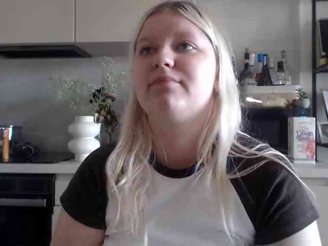 LenaHoney20 webcam