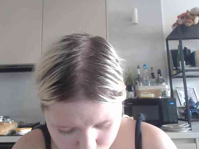 LenaHoney20 webcam