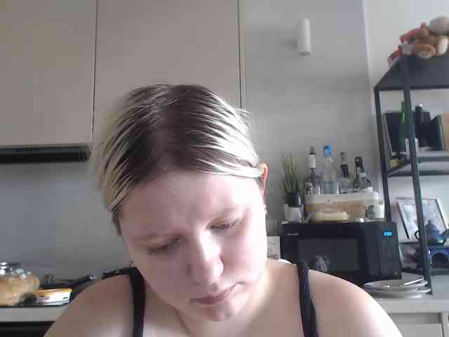 LenaHoney20 webcam