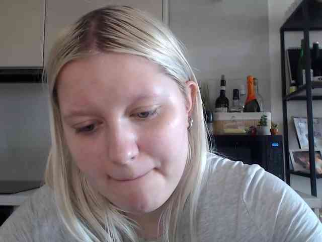 LenaHoney20 webcam
