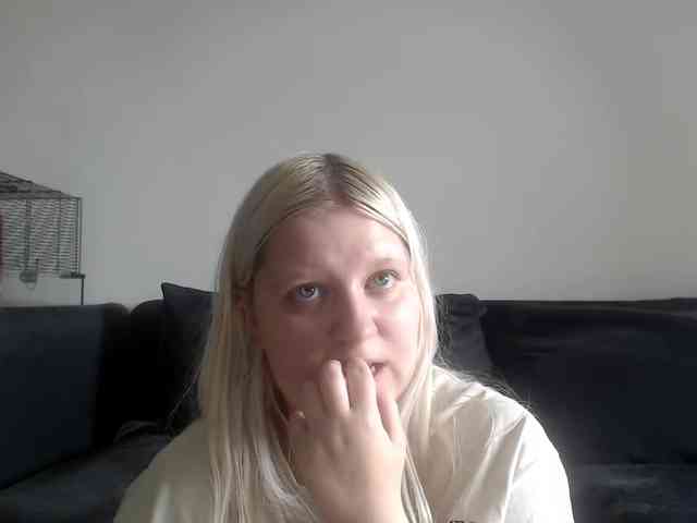 LenaHoney20 webcam