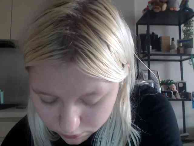 LenaHoney20 webcam