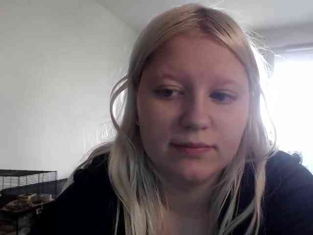 LenaHoney20 webcam
