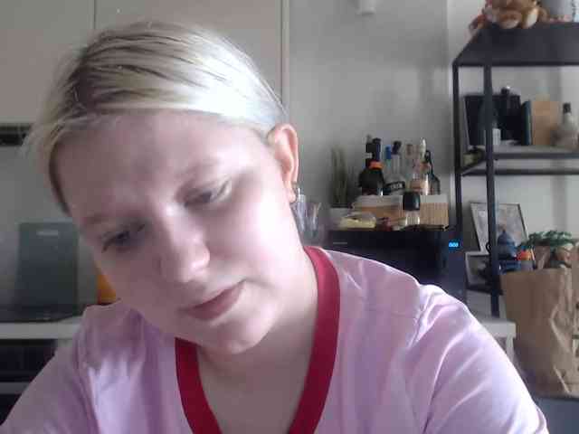 LenaHoney20 webcam