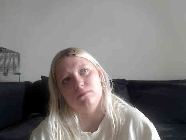 LenaHoney20 webcam
