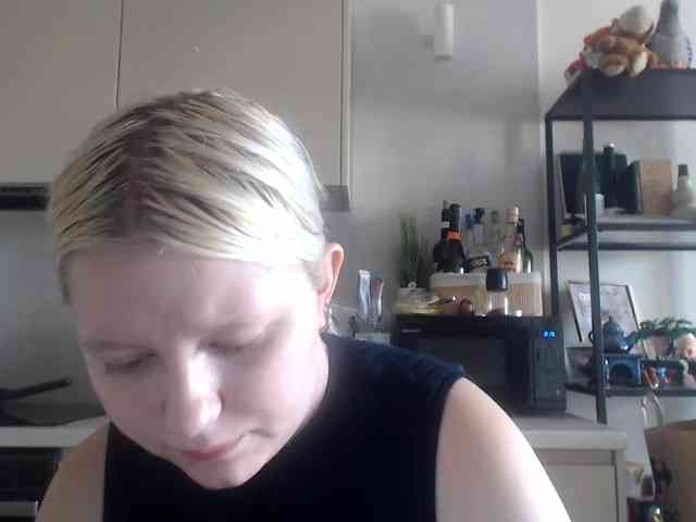 LenaHoney20 webcam