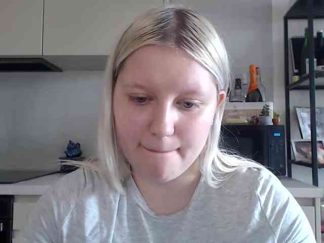 LenaHoney20 webcam