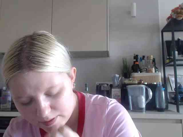 LenaHoney20 webcam