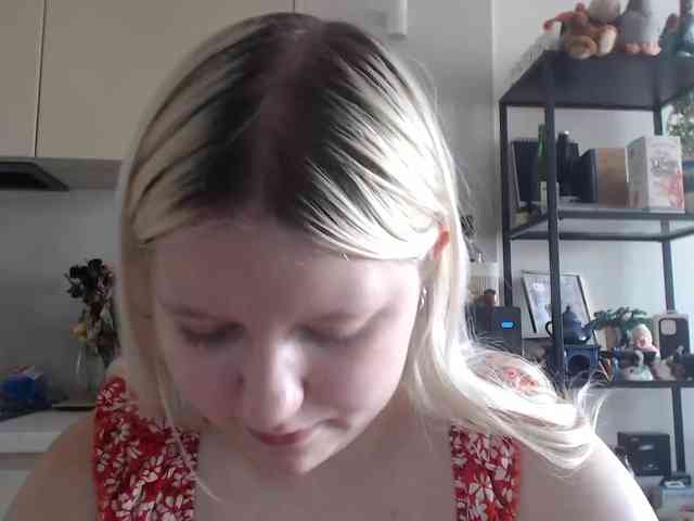 LenaHoney20 webcam