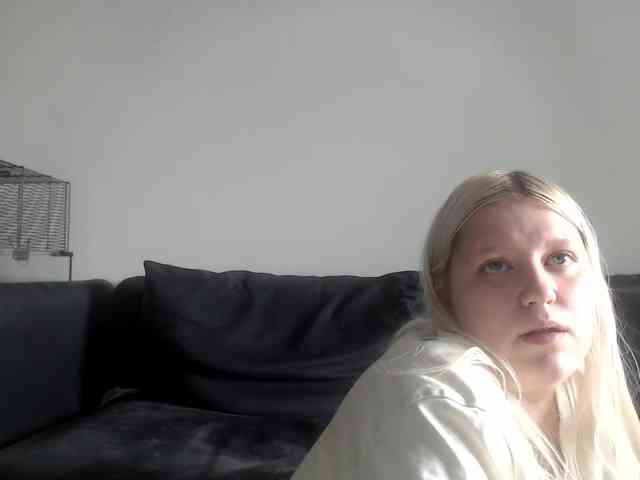 LenaHoney20 webcam