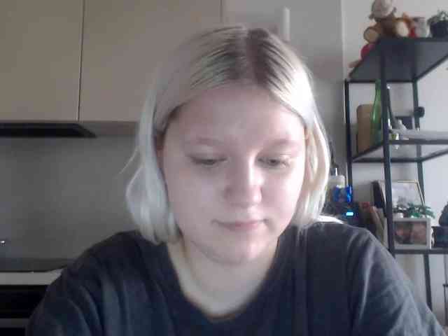 Model: LenaHoney20