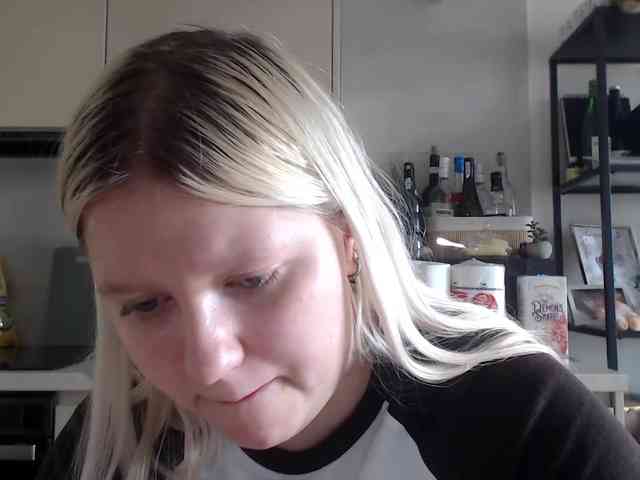 LenaHoney20 webcam