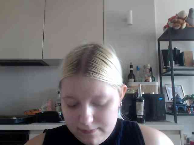 LenaHoney20 webcam
