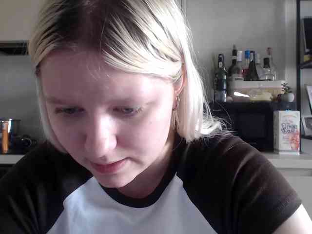 LenaHoney20 webcam