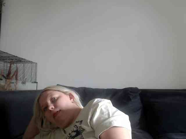 LenaHoney20 webcam