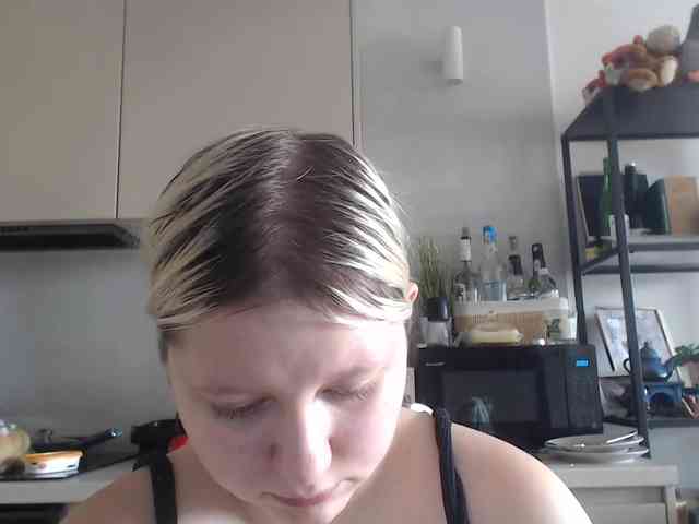 LenaHoney20 webcam