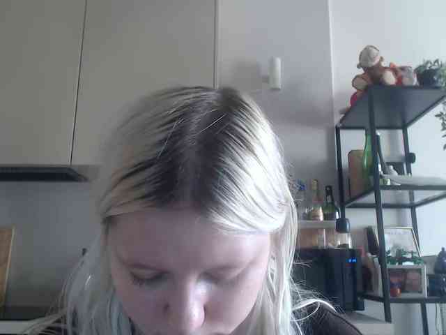 LenaHoney20 webcam