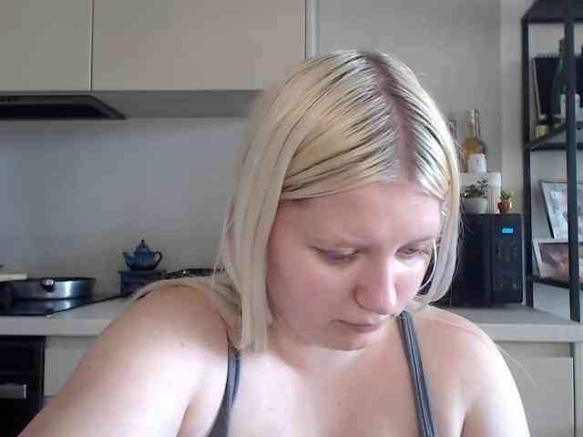 LenaHoney20 webcam