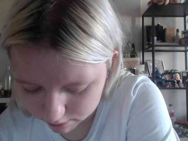 LenaHoney20 webcam