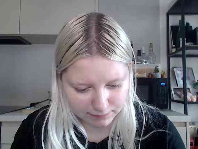 Model: LenaHoney20