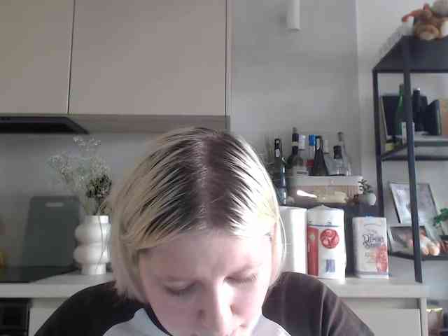 LenaHoney20 webcam