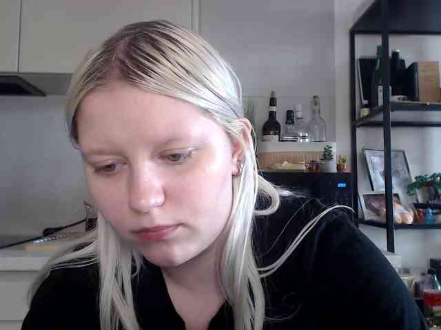 LenaHoney20 webcam