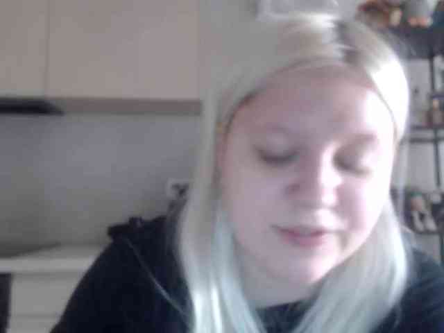 Model: LenaHoney20