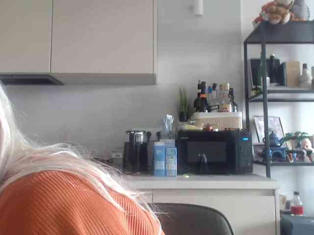 LenaHoney20 webcam