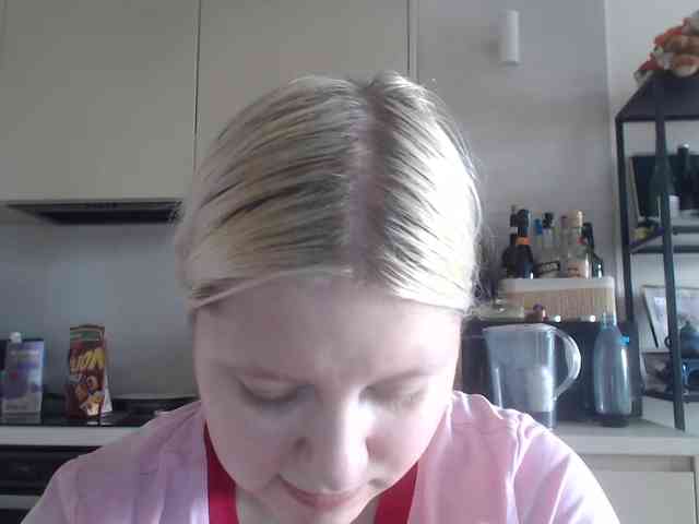 LenaHoney20 webcam