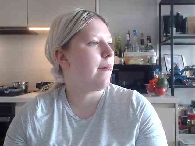 LenaHoney20 webcam