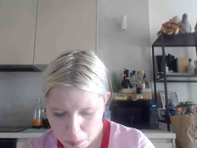 LenaHoney20 webcam