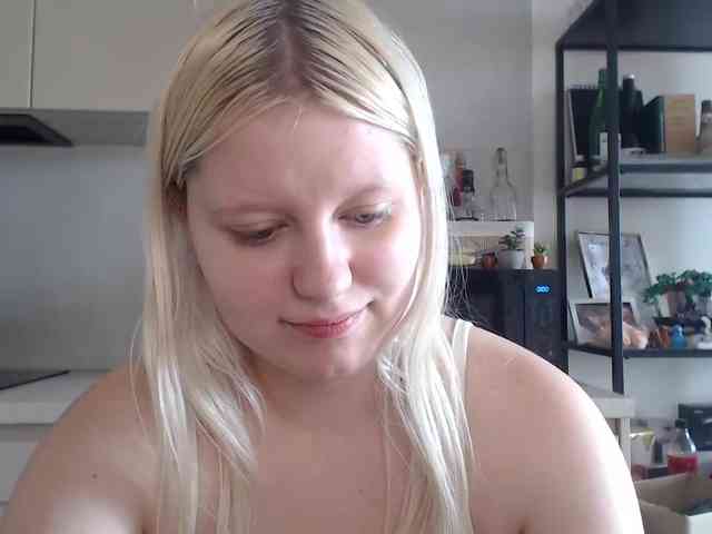 LenaHoney20 webcam