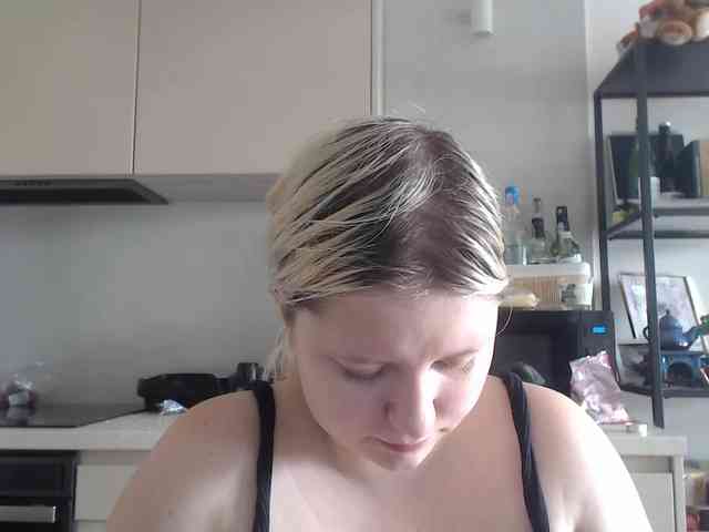 LenaHoney20 webcam