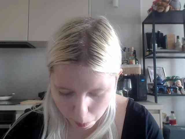 LenaHoney20 webcam