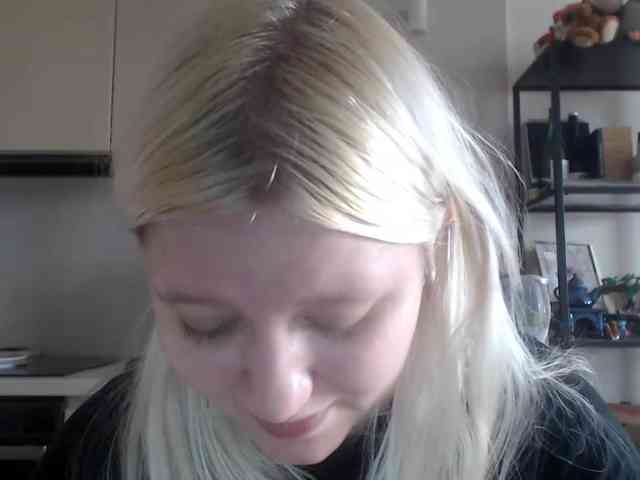 LenaHoney20 webcam