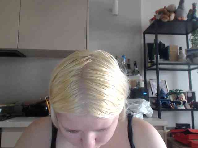 LenaHoney20 webcam