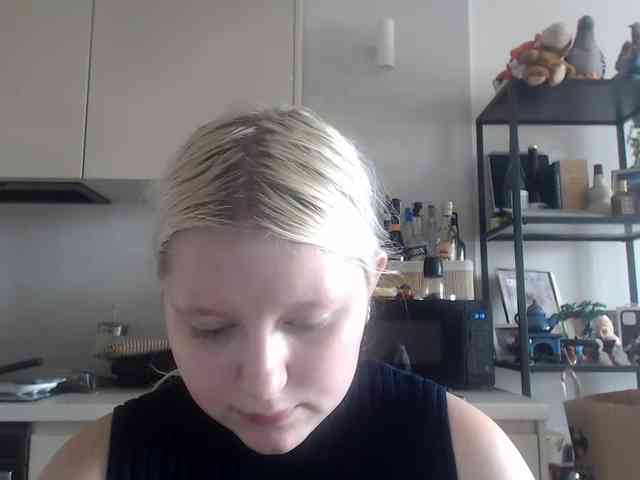 LenaHoney20 webcam