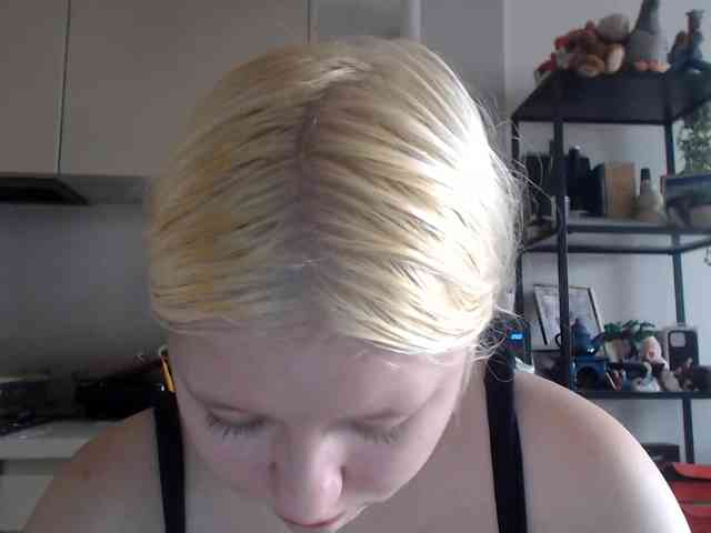 LenaHoney20 webcam