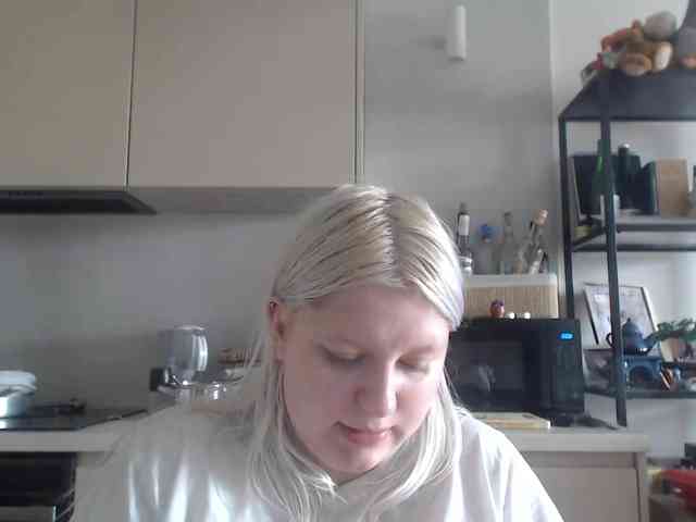 LenaHoney20 webcam
