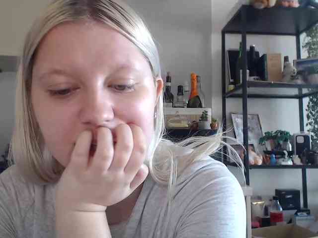 LenaHoney20 webcam