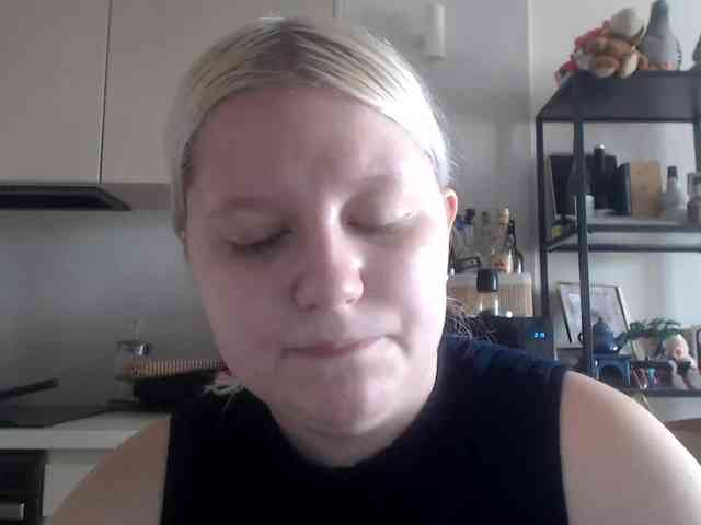 LenaHoney20 webcam