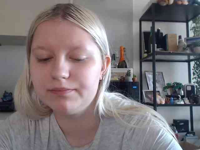 LenaHoney20 webcam