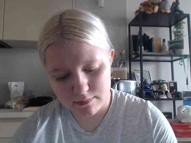 LenaHoney20 webcam