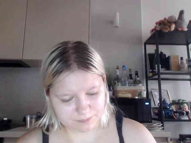 LenaHoney20 webcam
