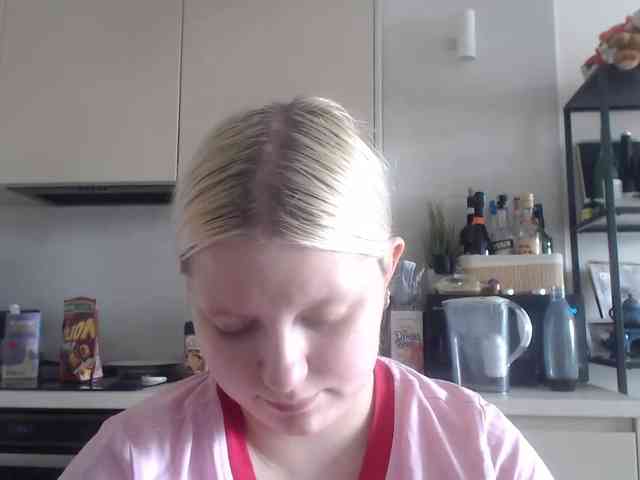 LenaHoney20 webcam