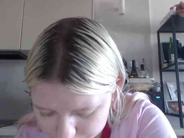 LenaHoney20 webcam