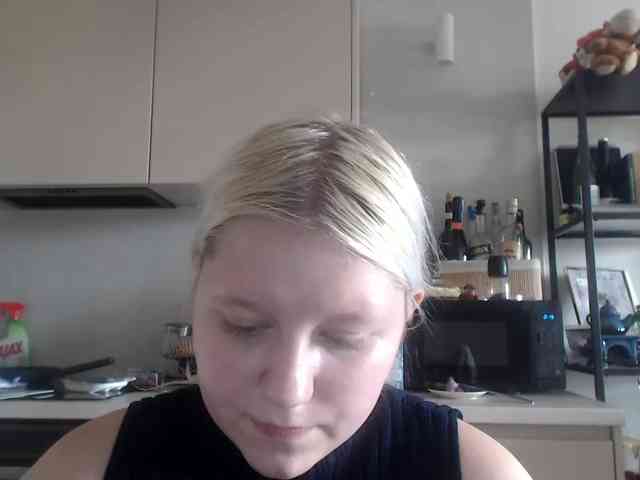 LenaHoney20 webcam