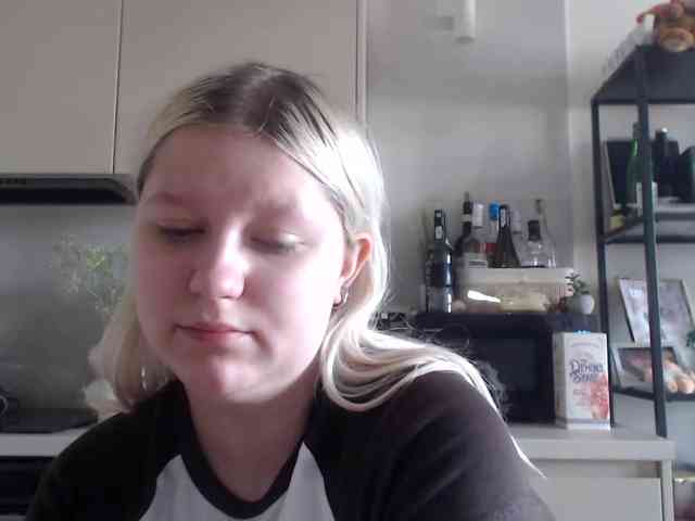 LenaHoney20 webcam