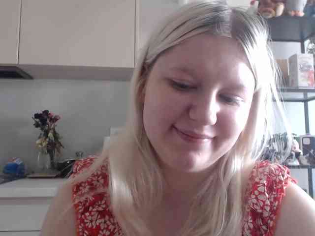 Model: LenaHoney20