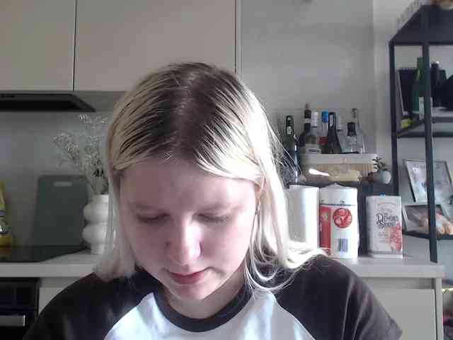 LenaHoney20 webcam